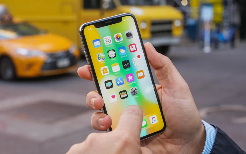 iPhone touch and display issue repair technician